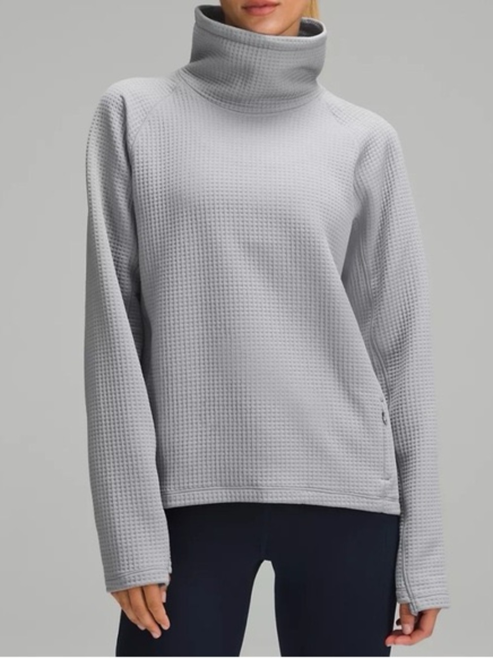 Lululemon Waffleknit Textured Pullover Gray Size 2 Athleisure Minimalist Sweater